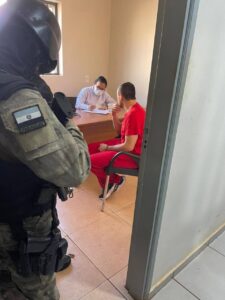 Bajo fuerte custodia: Trasladan jey a “Tio Rico” a Minga Guazú