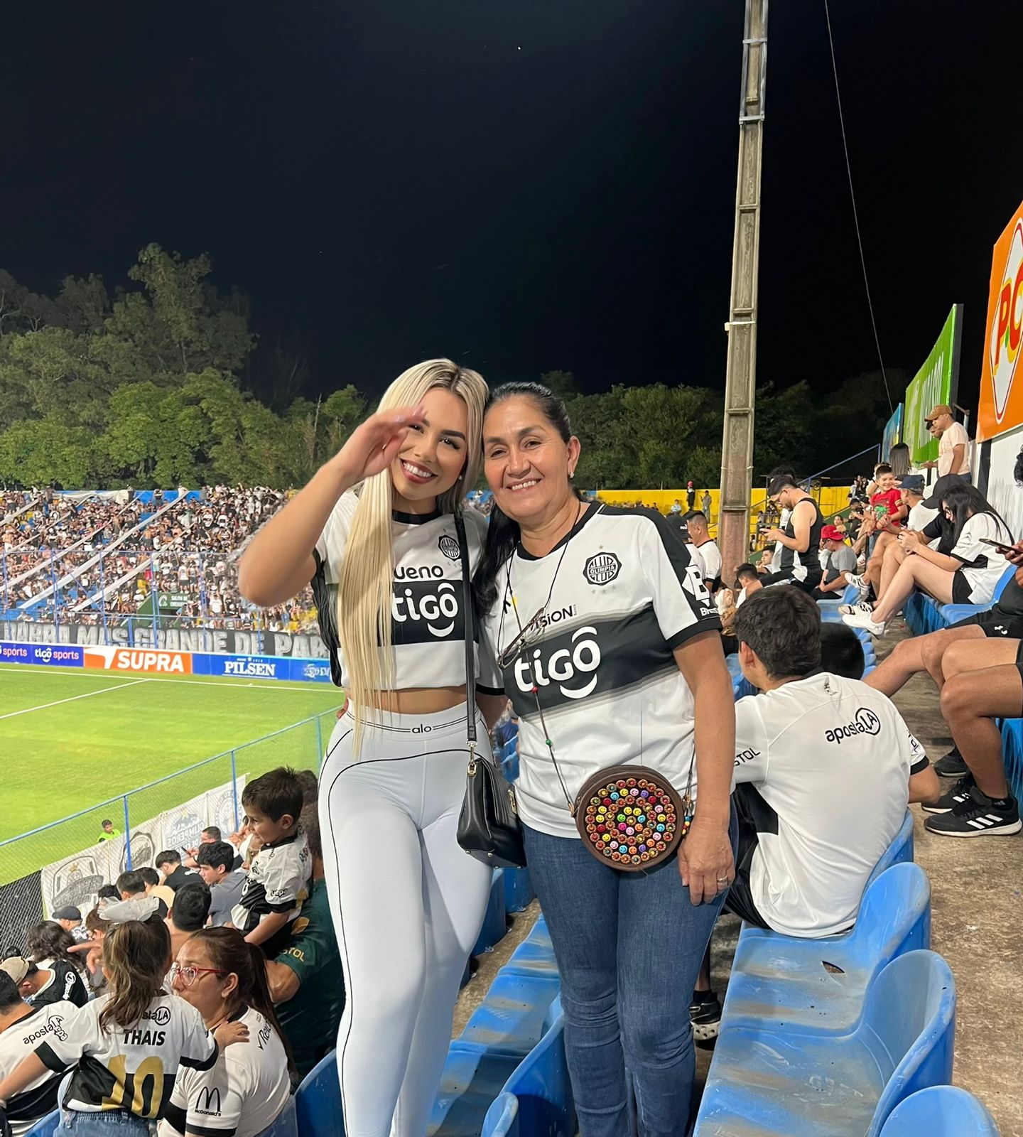 ¡Milva Ortellado llevó a su mami a ver a la “O” por primera vez!