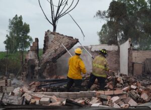 Villa Cangrejo: Asistieron a 40 familias tras feroz incendio