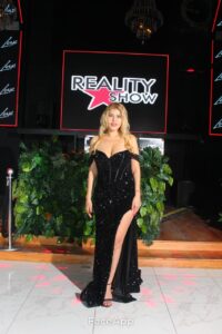 Karina Cardozo, nominada como periodista revelación en Premios Juventud