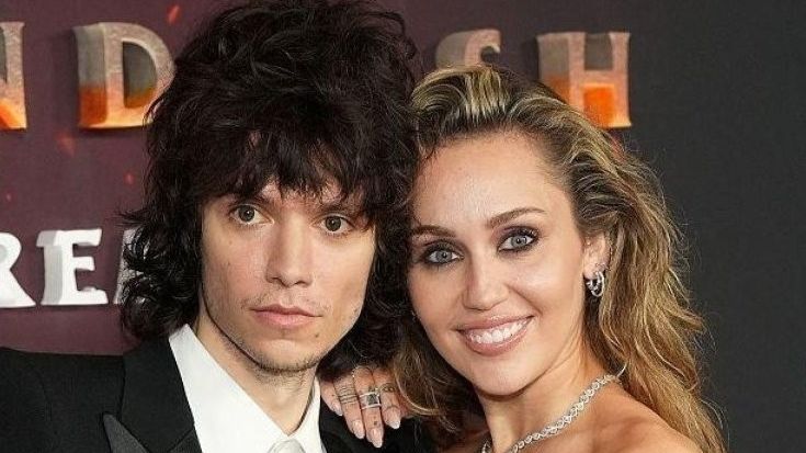 ¡Ja’uta la sopa! La cantante Miley Cyrus anunció que se casa