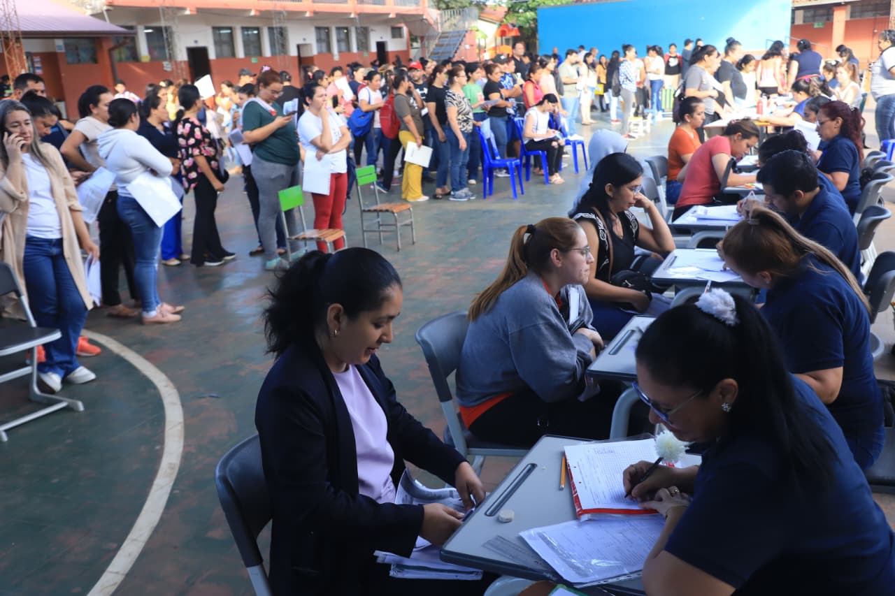 Oñypyruma inscripciones en distintos colegios