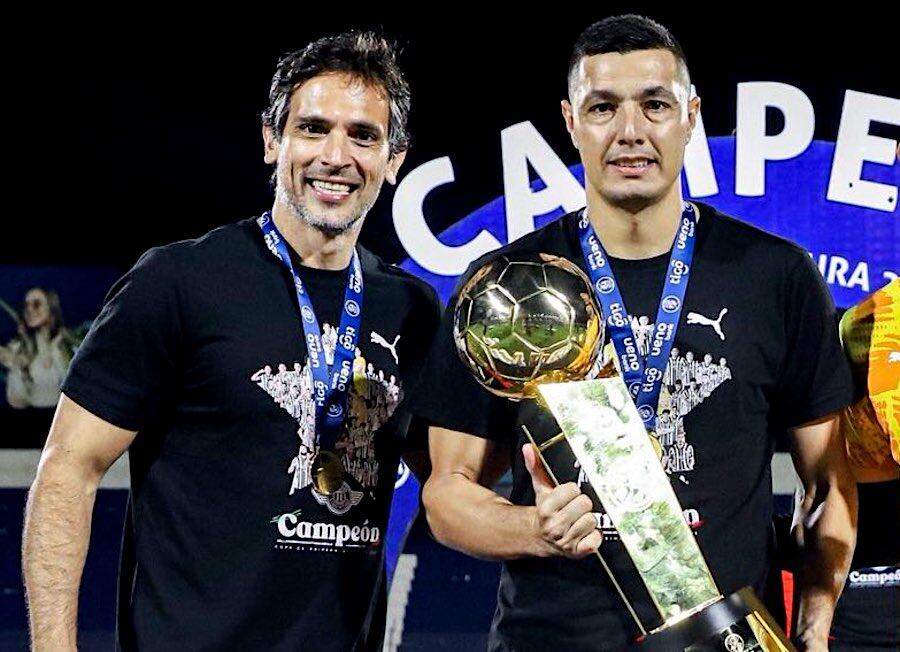 El Guma hizo oficial el fin del ciclo de Roque Santa Cruz y “Tacuara” Cardozo