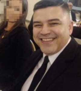 Celular oaproblemá vai chupe: Dan baja deshonrosa al milico Luis Belotto