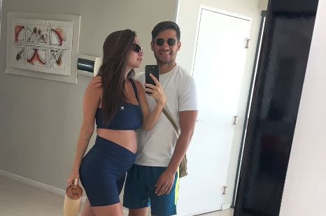 ¡Ya se hace notar el bebé que están esperando “Tito” Torres y su lapa!