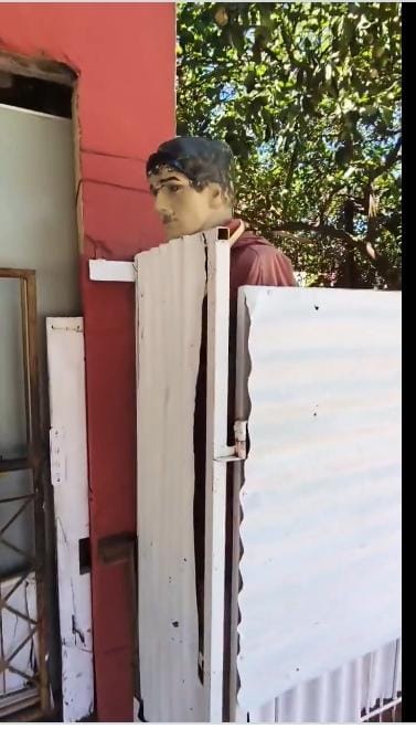 Expelotero ojetopa con un ‘espantachespi: “Tenía vergüenza y no le quería mirar”