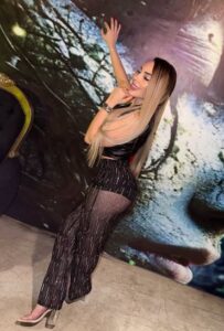 ¡Sexy emprendedora, con la vista puesta para lo que se viene en el 2026!