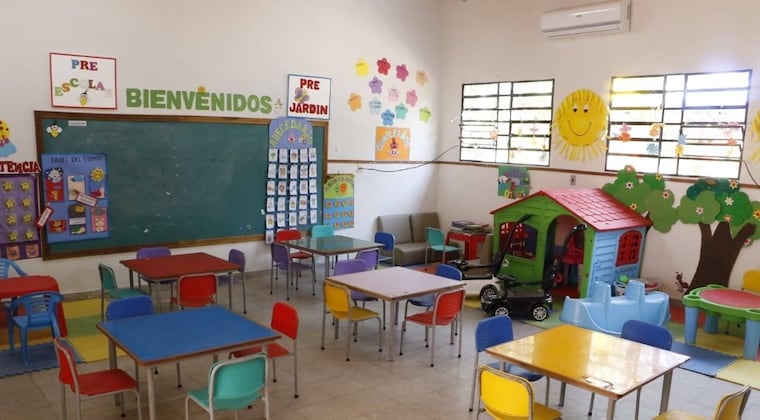 Ho’a “rayo” sobre dos mbo’ehára que no auxiliaron a alumna 