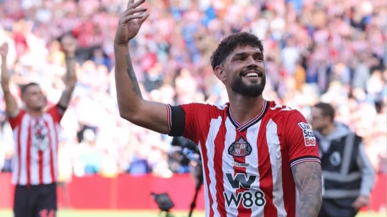 Estrella paraguaya del Sunderland conquista a los hinchas ingleses