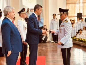 Peña asciende a la cúpula policial en acto cargado de simbolismo