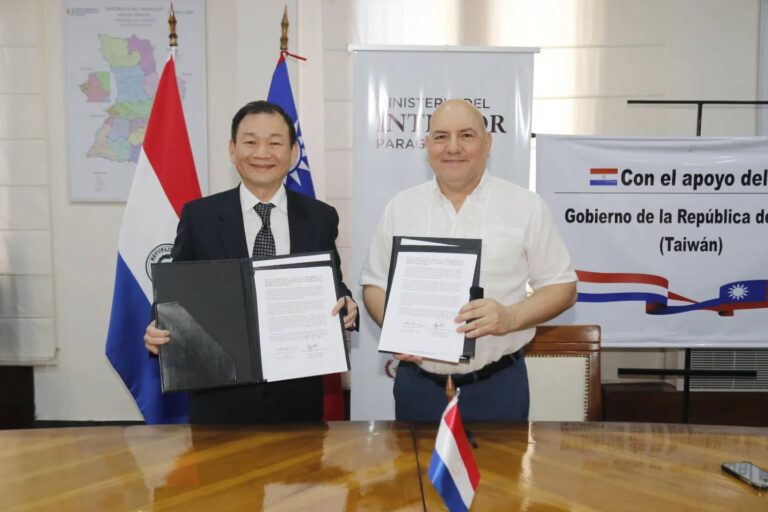 Taiwán y Paraguay firman acuerdo para mantenimiento de motocicletas de la Policía Nacional