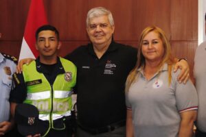Reconocen a agente por manejo profesional en crisis de adicción