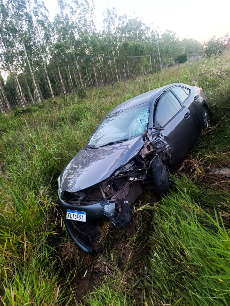Accidente fatal en Paraguay: Militar muere al chocar contra auto en ruta