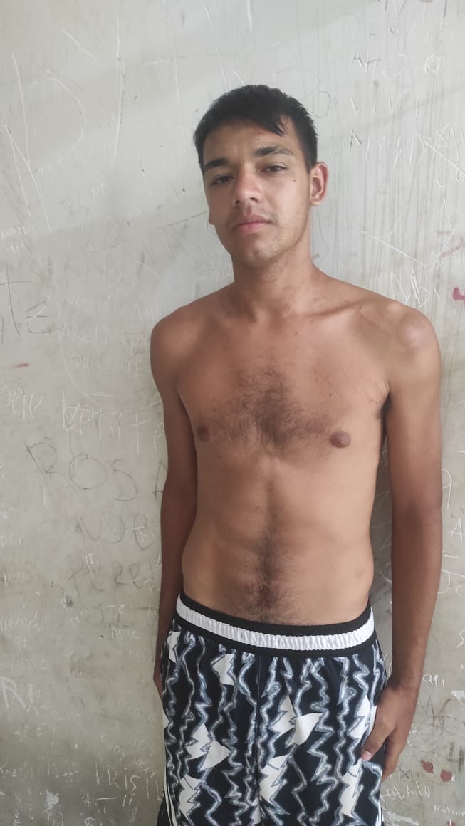 Arriero infeliz oínupâ a su lapa embarazada y quedó preso