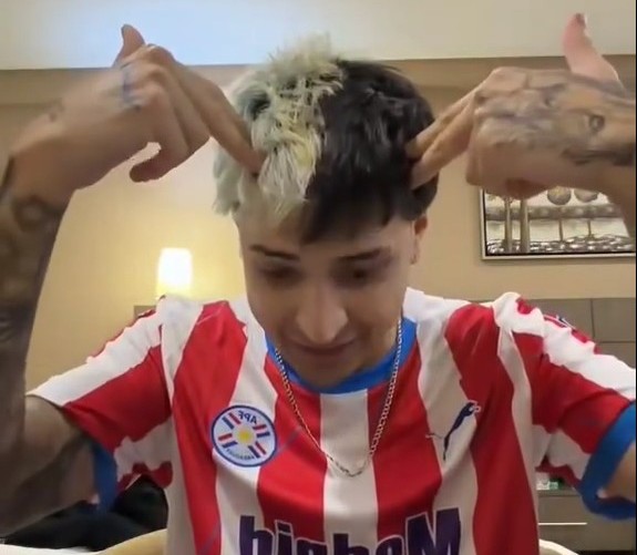 (Video) Influencer oñemoperö: “Tenía dos armas apuntándome a la cabeza”