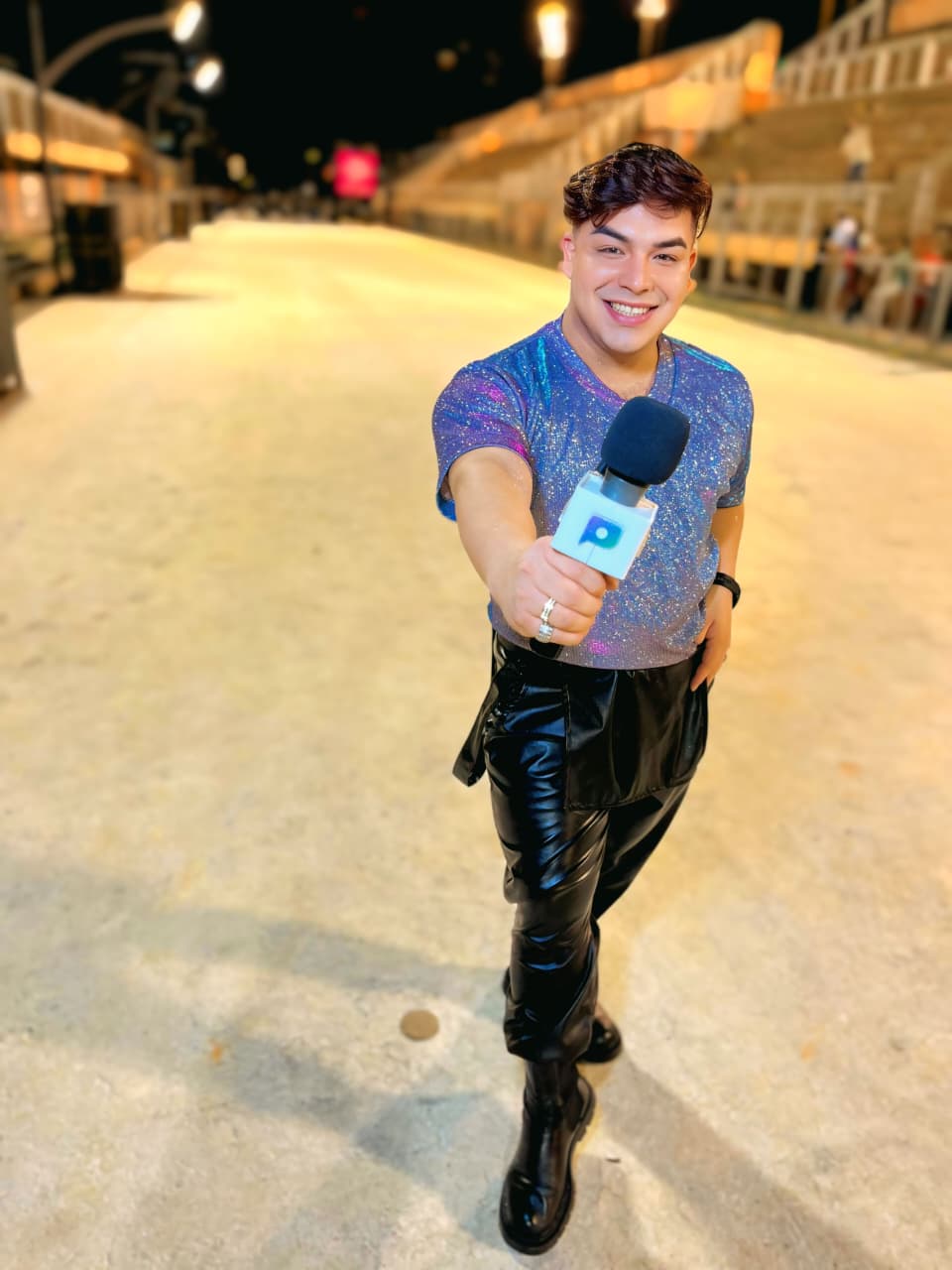 ¡21 años brillando en pista!