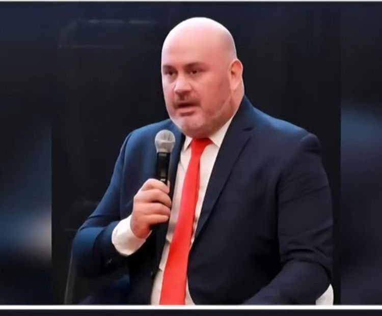 El arki de las redes sociales hizo lanzamiento