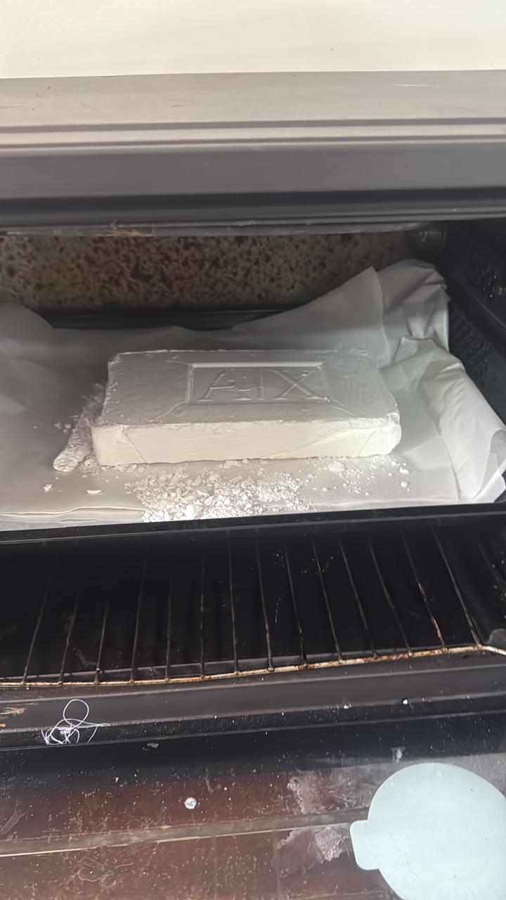 Pillados cocinando “el purete” en laboratorio clandé