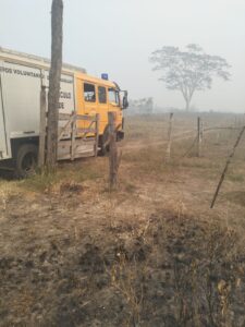 Incendio de pastizal en Villa Hayes: densa humareda cubrió Asunción y alrededores