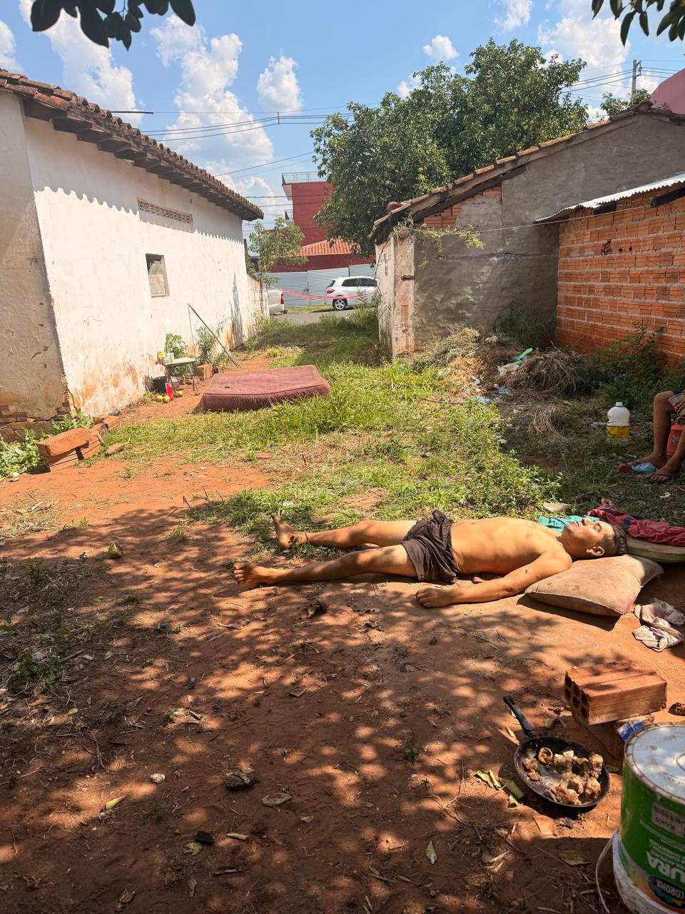 Ronda de tragos entre ñatos en situación de calle opa en jejuka