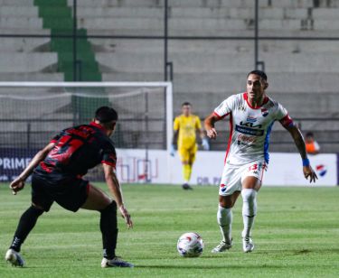 El Trico se trancó ante la “V” Azulada