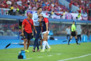 ¡Blas Riveros se perderá casi todo el semestre!