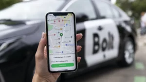Plataformas de movilidad se consolidan como la primera opción para un regreso responsable tras el ocio nocturno