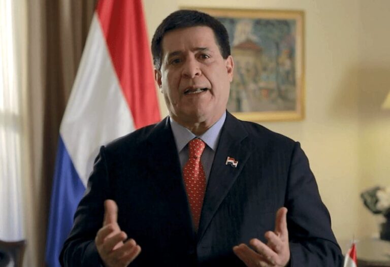 Horacio Cartes se encuentra estable y sigue internado en el Migone