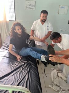 Trasladan al Neuropsiquiátrico a hombre que intentó hablar con el expresidente Horacio Cartes