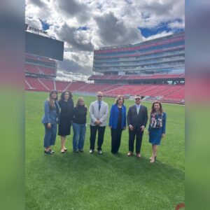 Embajador ya prepara camino para hinchas Albirrojos