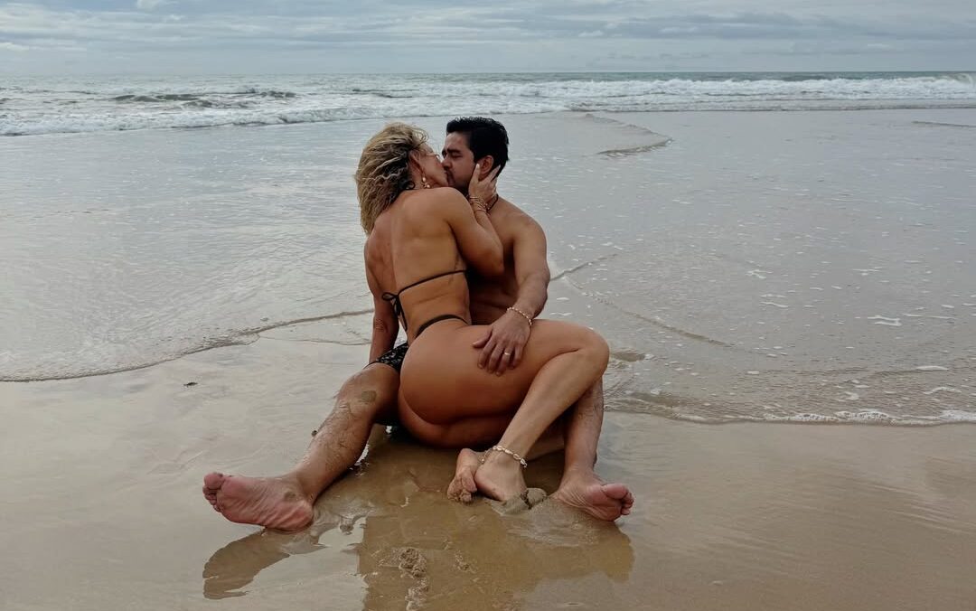 (GALERÍA) Con sus casi 52 años, Norma Sánchez peló este cuerazo junto al amor de su vida