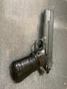 Alumno llevó “pistola” al cole y armó tremendo susto