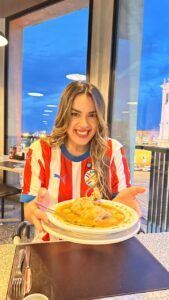 ¡Del vori vori a la Fórmula 2! Comunicadora paraguaya une gastronomía e identidad nacional en apoyo a Joshua Dürksen