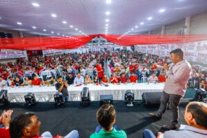 Areguá: Multitudinario respaldo a Honor Colorado y al liderazgo del inte Denis Torres