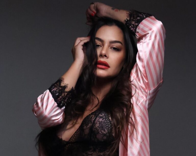 ¡Lari Riquelme purea por sus laburos que logró sola-sola!