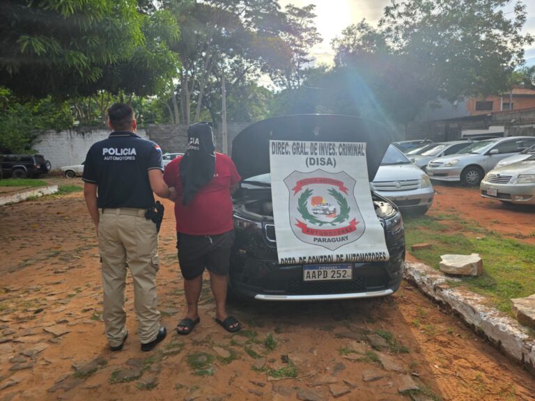 Al “Compass” incautan camioneta robada en rapailandia