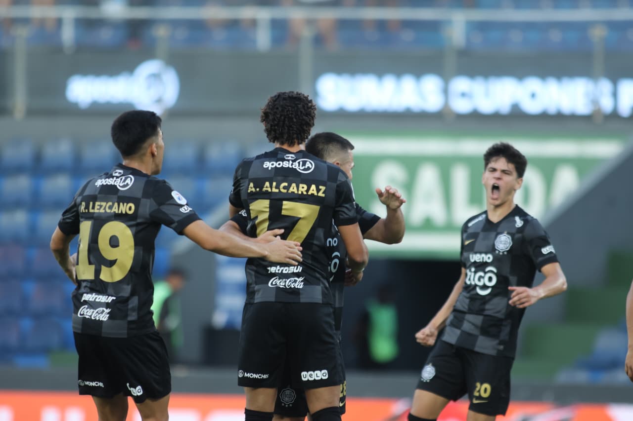 El Decano se recupera a costillas del Funebrero