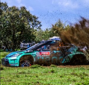Paragyayos se lucieron en el Rally de Kenia