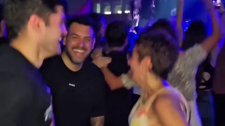 (VIDEO) Cocinero de TV: “La etapa de ir a conciertos con tu mamá recomiendo no saltártela”