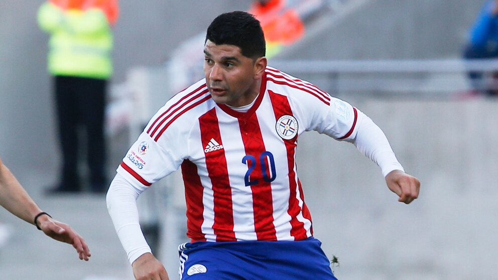 ¡Atendé por qué le negaron la salida de Argentina a este expelotero albirrojo!