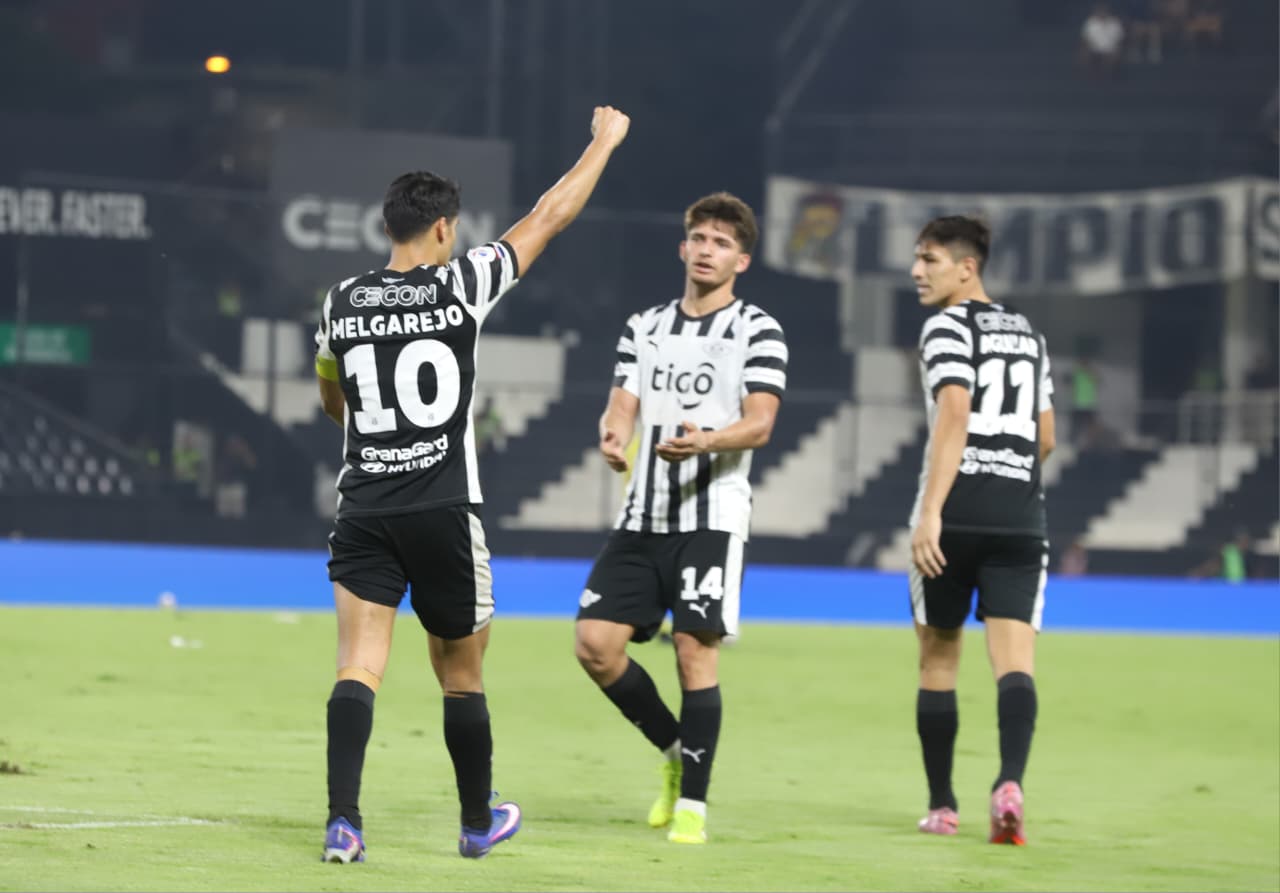 Libertad vuelve a la senda de los triunfos de la mano de Lorenzo