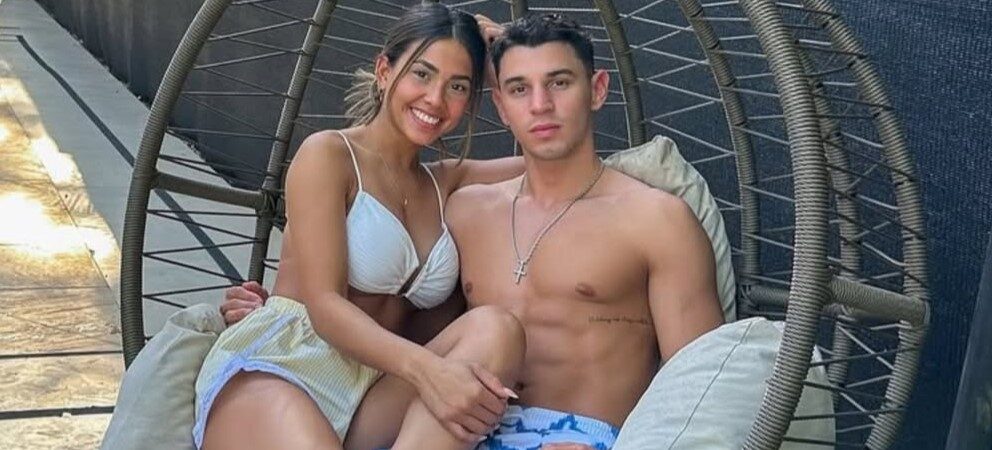 (VIDEO) ¡Ndi! La patrullera pilló al hijo de Malala con su novia haciendo “el sin respeto”!