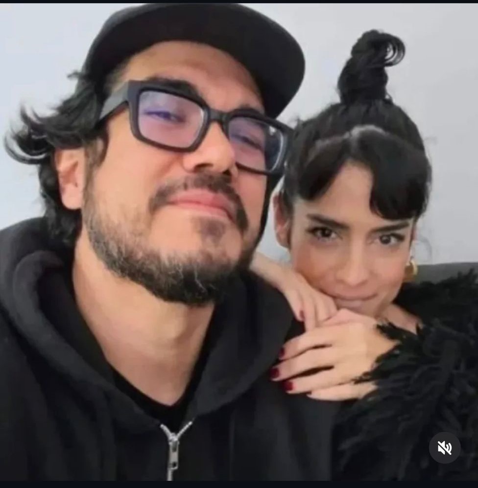 ¿Opa el polémico noviazgo entre repostera y pintor?