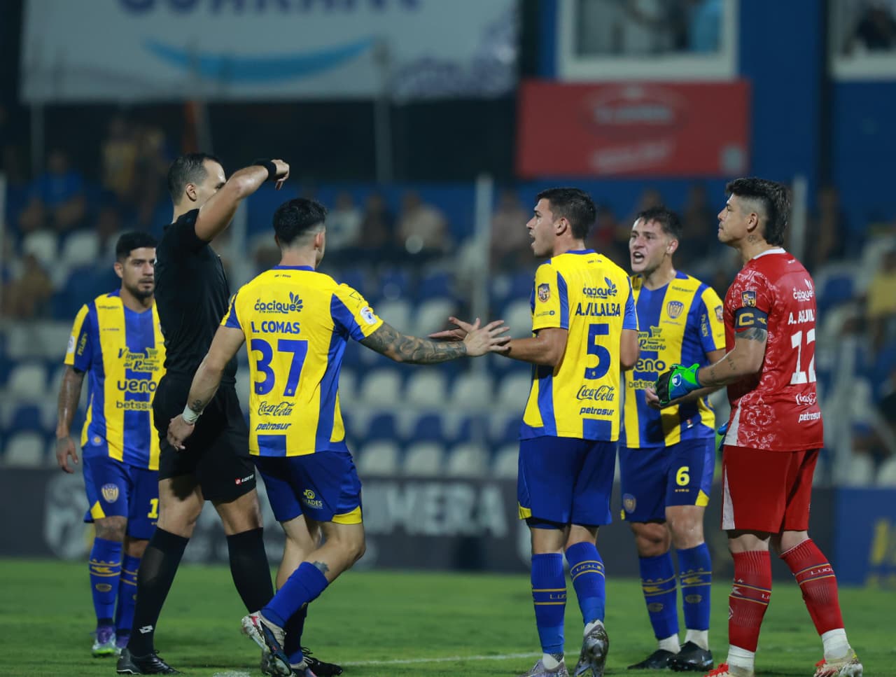 Aguilar ligó cuatro partidos de suspensión por gesto “grosero”