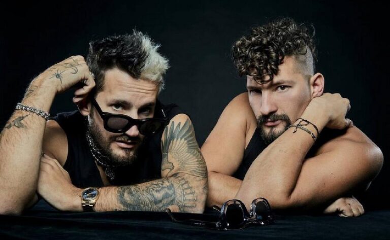 ¡Vuelve el dúo Mau y Ricky para un concierto!