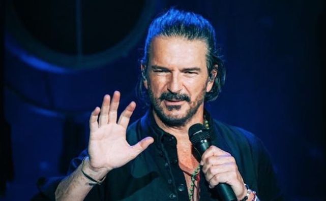 Ricardo Arjona vuelve al país y verlo, ¡podría costar hasta 15 palos de guaracas!