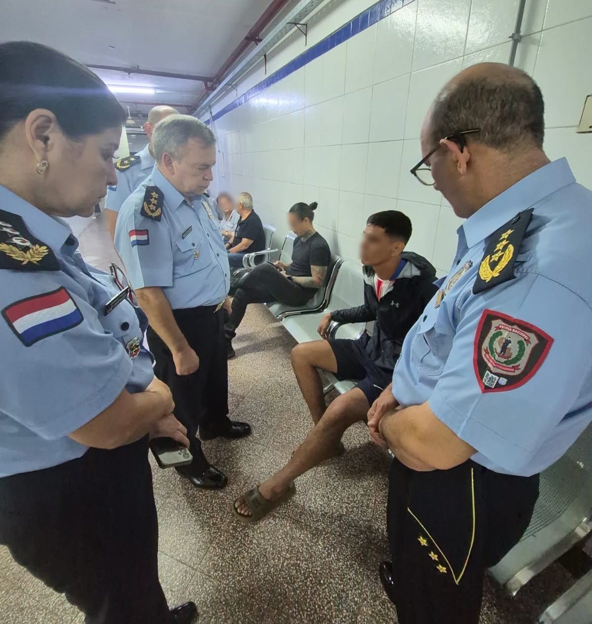Altos jefes visitaron a sus ta’ýras heridos en  la batalla del superclásico