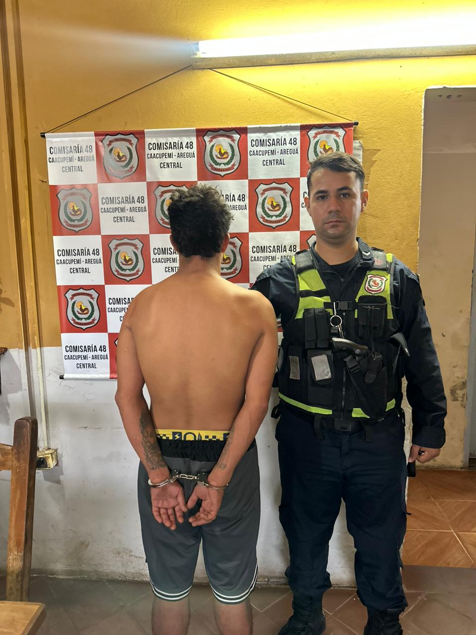 Túichaite drogare ohapy itía róga  ha upéi opyta preso