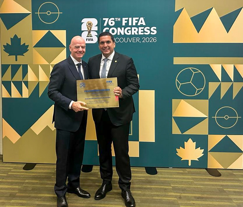 APF ganó el premio Oro del FIFA Forward Awards