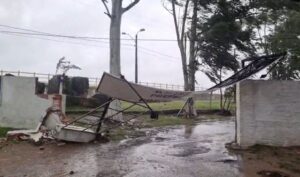 ¡Sarambi hizo la tormenta al pasar por Pilar!